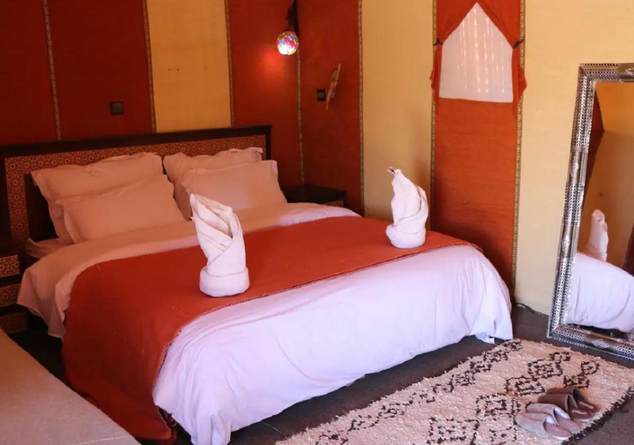 Desert Luxury Tented & Activities Hotell Adrouine Exteriör bild